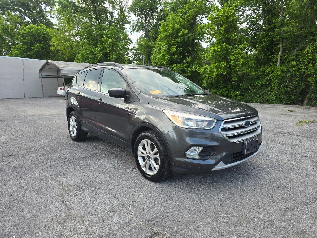 2018 Ford Escape SE's photo