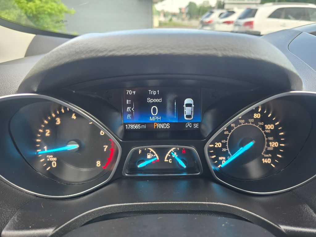 2018 Ford Escape SE - Photo 12